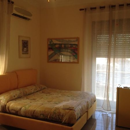 B&B Bordighiera Катания Экстерьер фото