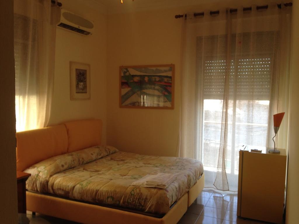 B&B Bordighiera Катания Экстерьер фото
